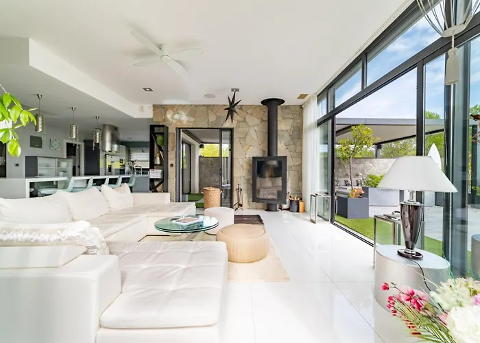 Villa Prestigieuse Avec Vue Horizon Proche Montpellier